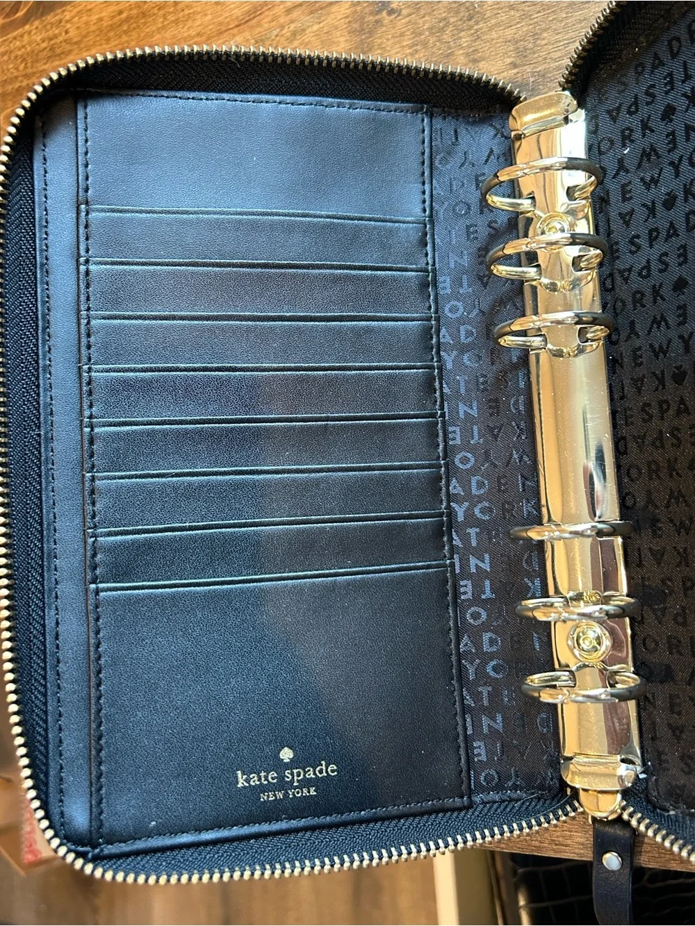 Kate Spade Grove Street Black Leather Personal Size Zip Wallet Agenda